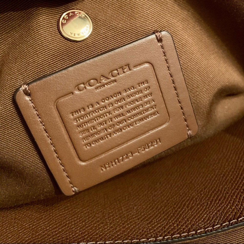 SOLD -COACH Signature Christie Satchel Shoulder Bag Handbag Crossbody, Like New - Picture 8 of 8